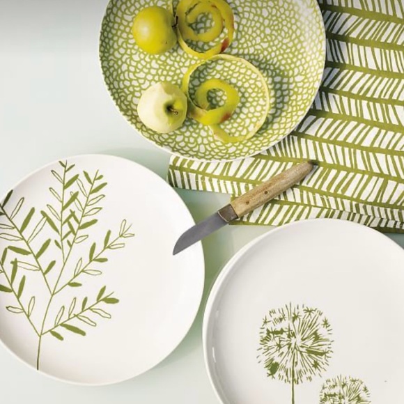 West Elm Other - WEST ELM 3-pcs Green and White Botanical Dinnerware Set #0725257